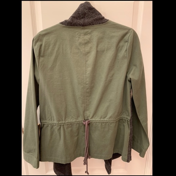 Jacket - Picture 1 of 2